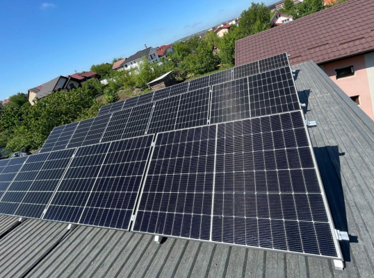 Directiva nouă – 200 GW de energie solară pe acoperișurile Europei!